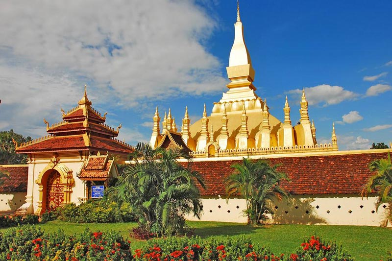 Pha That Luang Laos holidays