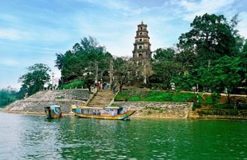 Discovering 8 World Heritage Sites in Vietnam Private Tours