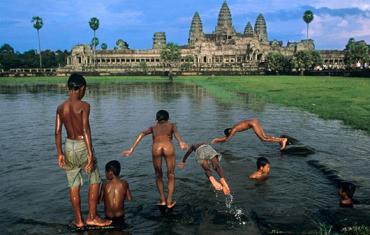 Authentic Indochina Vietnam - Cambodia - Laos 18 days