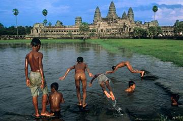 Authentic Indochina Vietnam - Cambodia - Laos 18 days