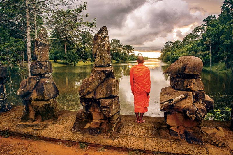 Monk in Siem Reap tours