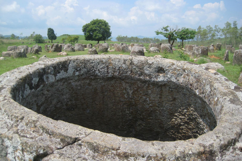 plain of jars Laos tours