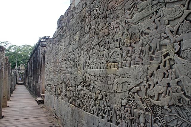 Bayon - Cambodia Tours