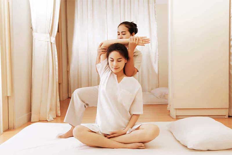 Thai massage 