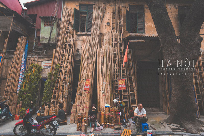 Bamboo selling at Hang Vai Vietnam Family Tours