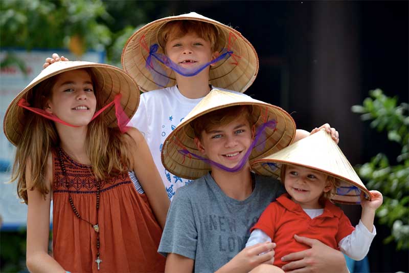 Tourists in Ninh Binh, Hanoi