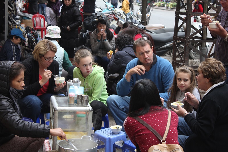 Street vendors in Vietnam