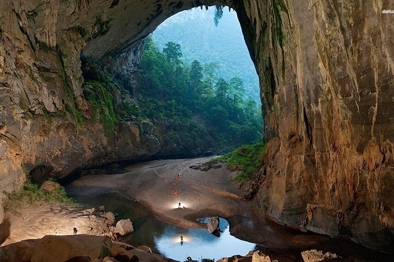 Vietnam Private Tours in Son Doong Cave