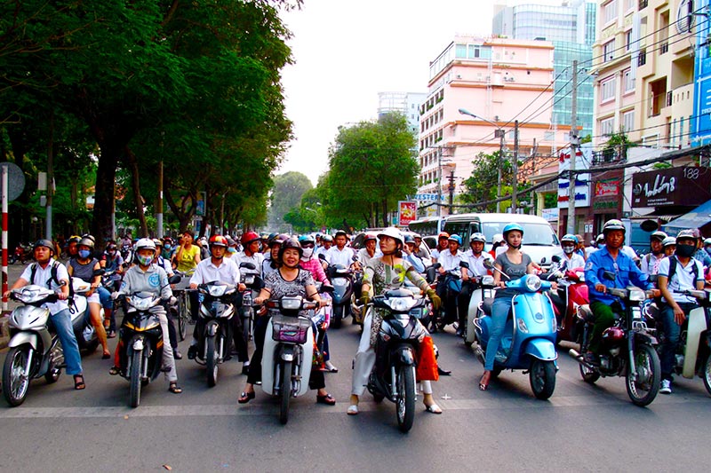 Motorbike Ho Chi Minh - Vietnam Tours