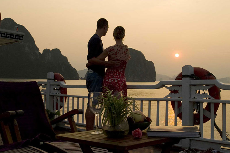 Sunset Halong Bay - Vietnam Tours